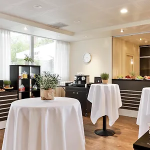 Hotel Essential By Dorint, Bazylea